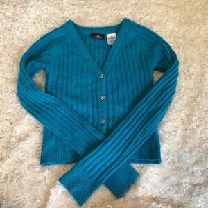 Jordache cropped sweater small